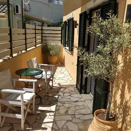 דירה Eirini's House ליאפאדס
